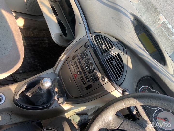 Фонарь Peugeot-Citroen C5 (2001-2008)