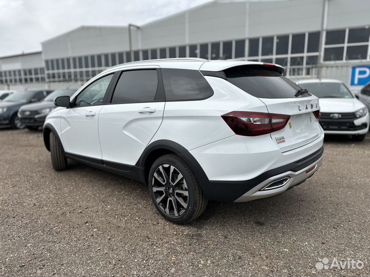 LADA Vesta Cross 1.8 CVT, 2024