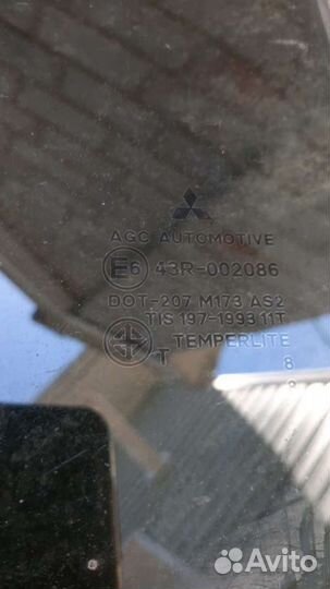 Mitsubishi l200 стекло заднее левое