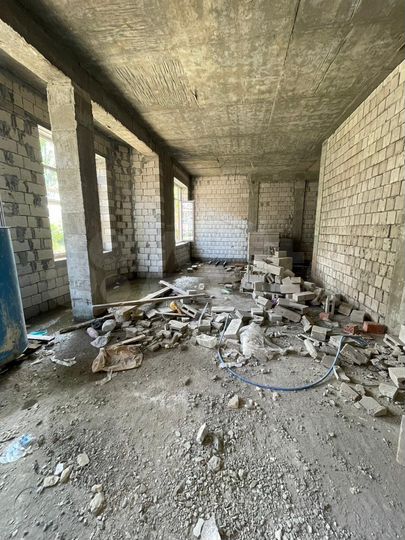 Своб. планировка, 94 м², 1/3 эт.