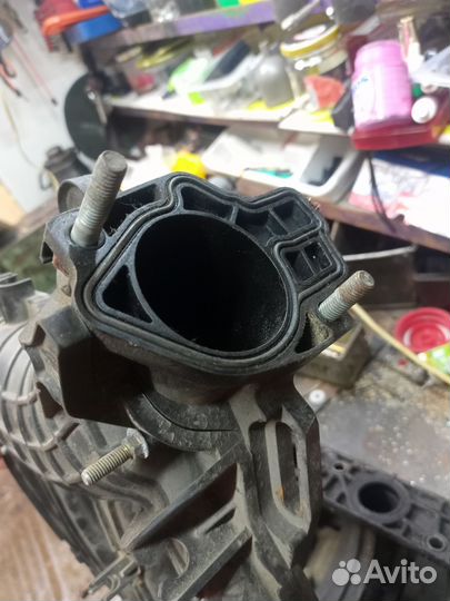 Впускной коллектор ваз 2112