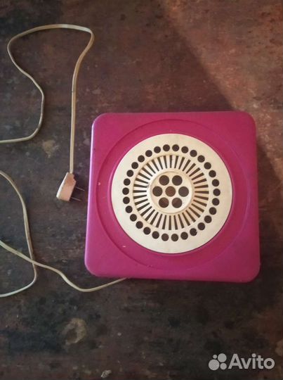 Ручки дверные деревянные,радиоприемник,вентилятор