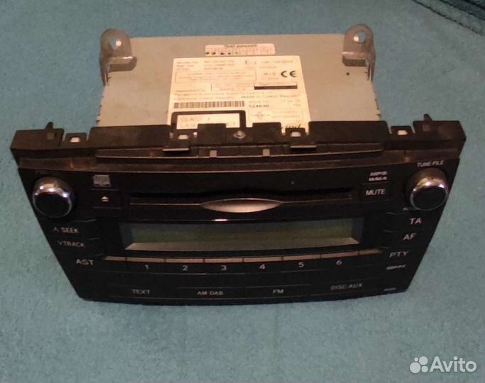Штатная магнитола(шгу) Toyota Avensis T270