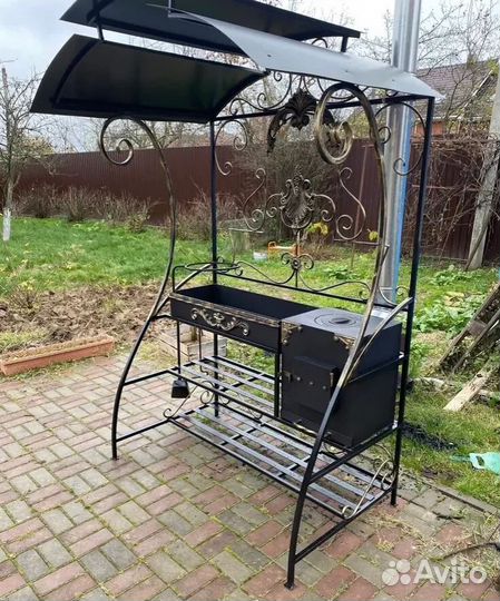 Беседка с мангалом