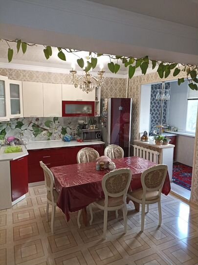 3-к. квартира, 78 м², 2/10 эт.