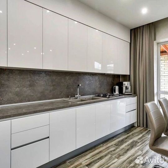 Кухня угловая на заказ.мдф фасады