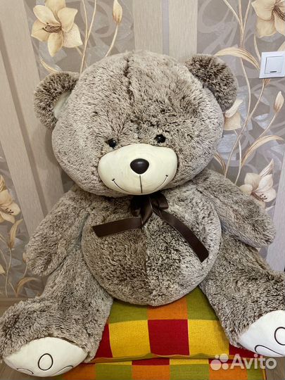 Большие плюшевые медведи