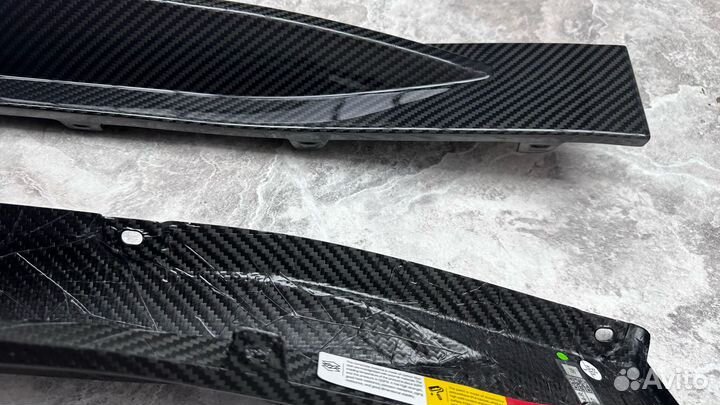 Лезвия на пороги BMW G82 OEM стиль сухой карбон