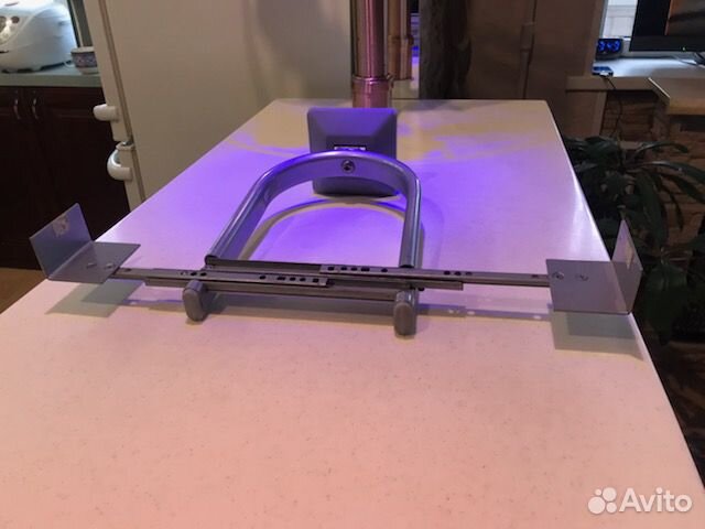 Настенный кронштейн для TV техники