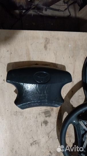 Подушка AirBag Toyota Corolla 120k