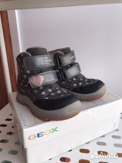 Ботинки geox 26 размер