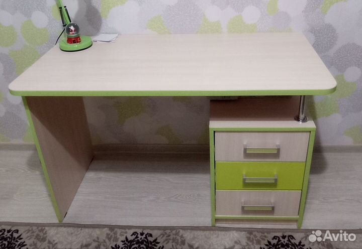 Мебель в детскую комнату