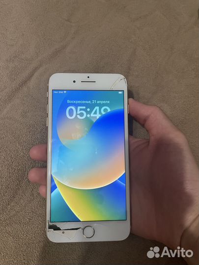 iPhone 8 Plus, 64 ГБ