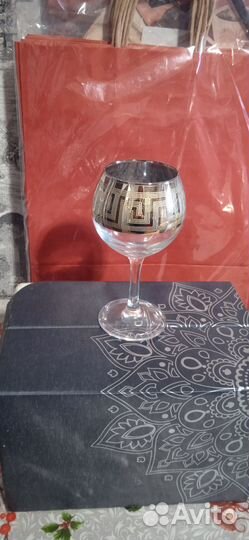 Бокалы для вина новые