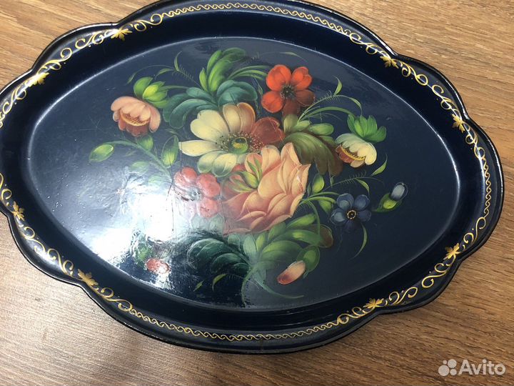 Поднос металл