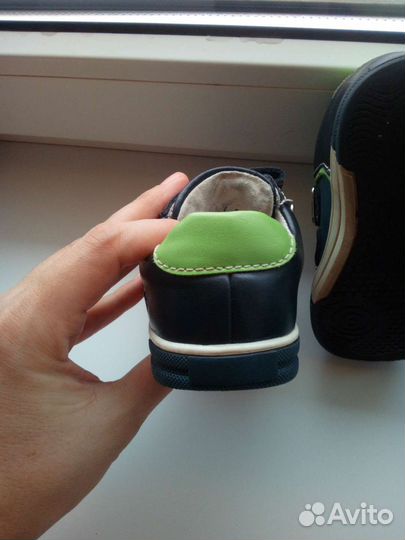 Кроссовки, ботинки 23