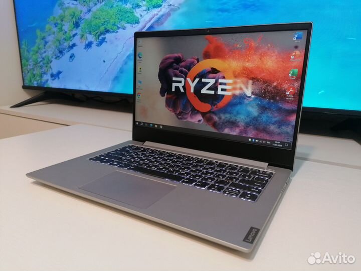 Тонкий мощный ультрабук Lenovo на Ryzen 3 в идеале