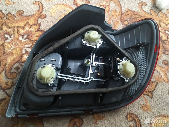 Фара задняя toyota yaris