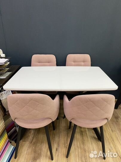 Кухонный стол