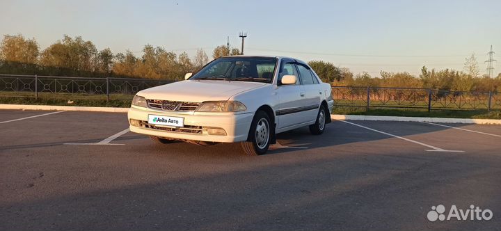 Toyota Carina 1.5 AT, 1999, 600 000 км