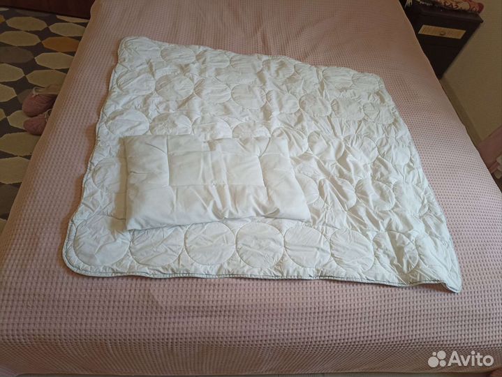 Одеяло и подушка с пост. бельём для новорожденных