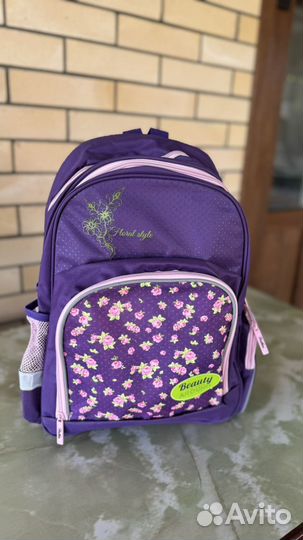 Рюкзак школьный