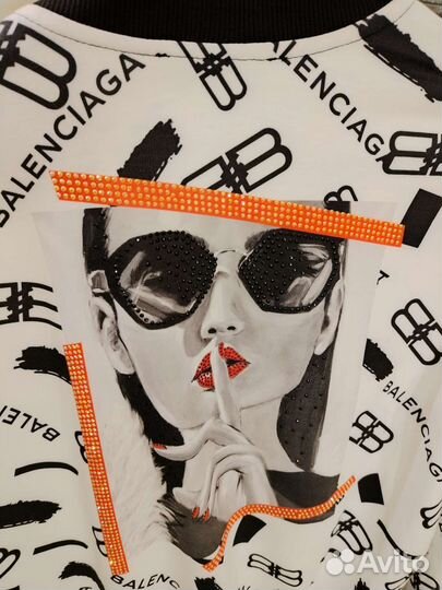 Костюм спортивный