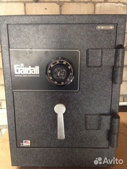 Вскрытие и ремонт замков сейфов,дверей,автомобилей