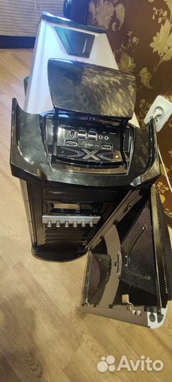 Корпус Termaltake Xaser VI