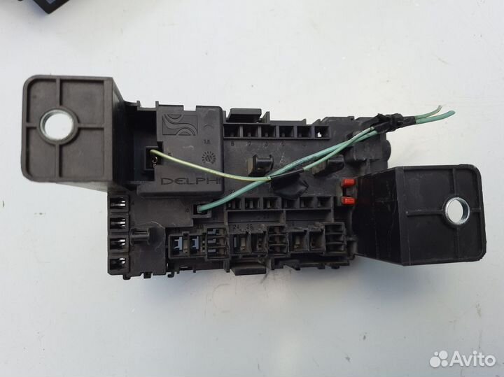 Блок предохранителей багажника Fiat Punto 3