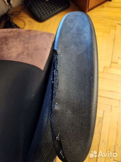 Компьютерное кресло