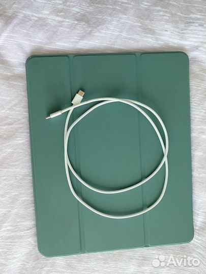 iPad Pro 12.9 поколение 6