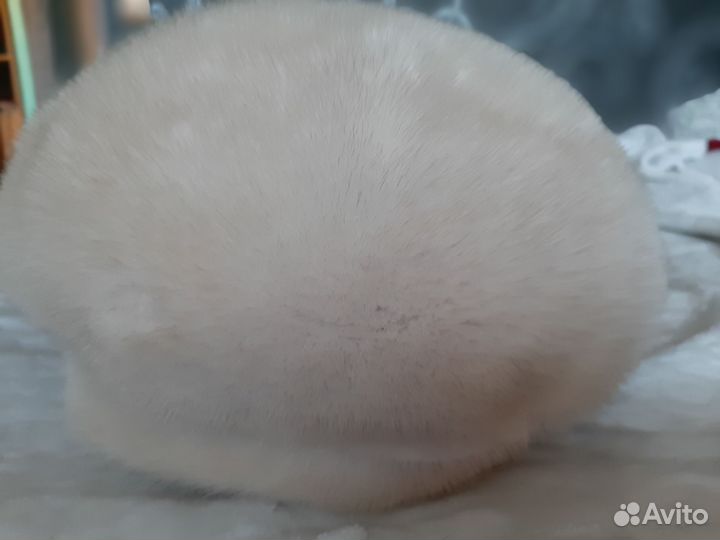 Берет норковый белый