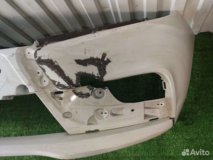 Бампер передний LADA vesta