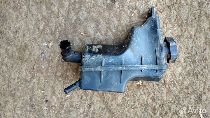 Бачок Гура Шевроле Круз