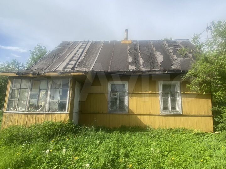 Дом 30 м² на участке 11 сот.