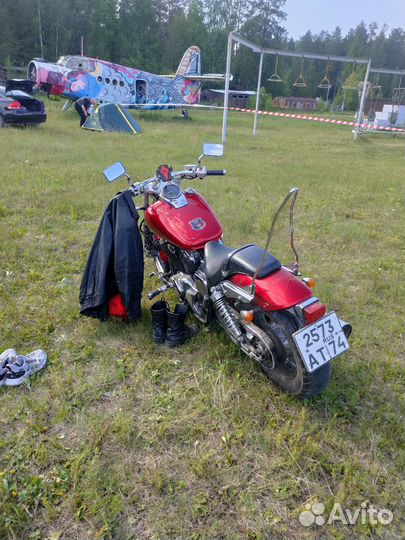 Honda Shadow Slasher 400