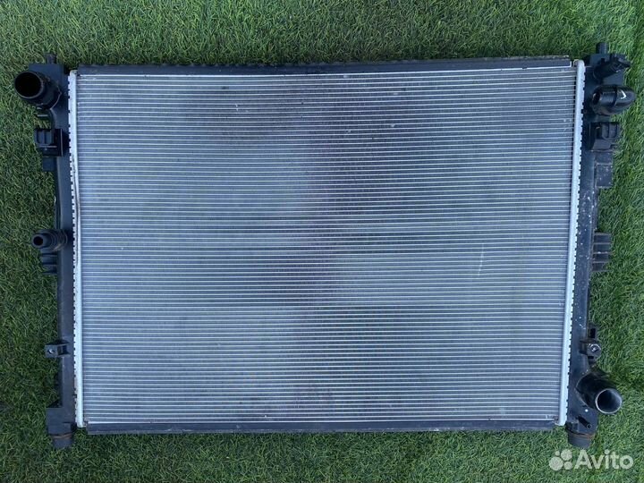 Радиатор охлаждения двигателя Haval F7 универсал