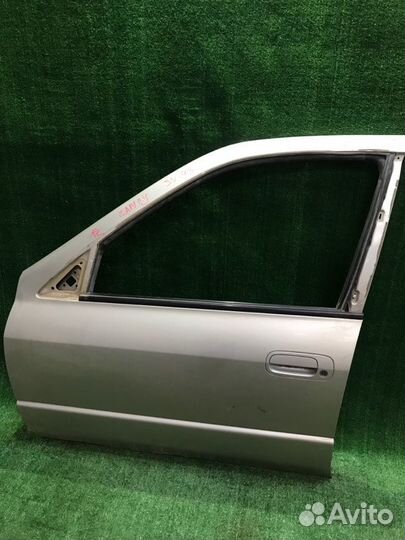 Дверь боковая передняя левая Toyota Camry SV43