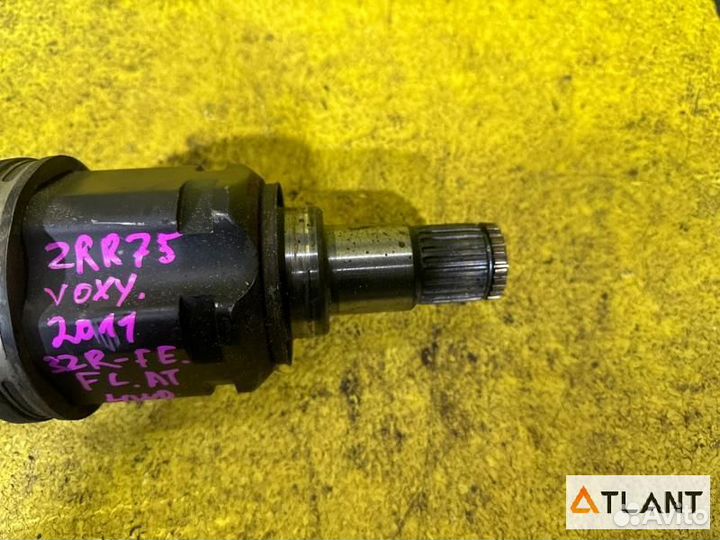 Привод передний левый toyota voxy