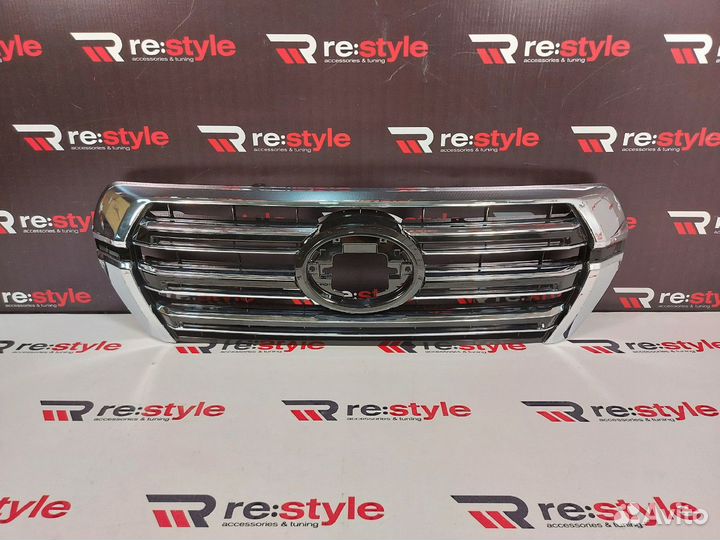 Решетка радиатора Toyota Land Cruiser 200 S2120