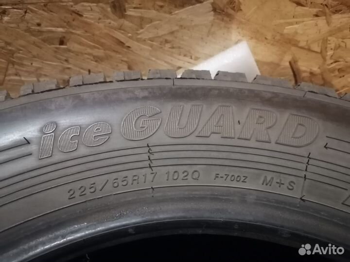 Yokohama IceGuard Stud IG65 225/65 R17