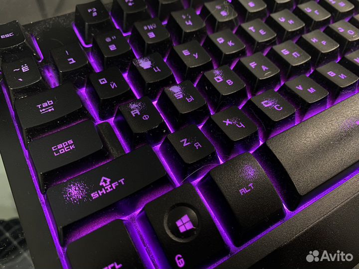 Red square tesla tkl 2020