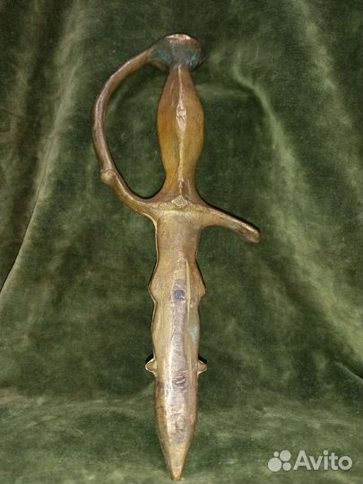 Старинный эфес рукоять сабли. Бронза. 18,19 в