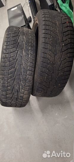Hankook Winter I'Cept iZ 2 W616 215/55 R17