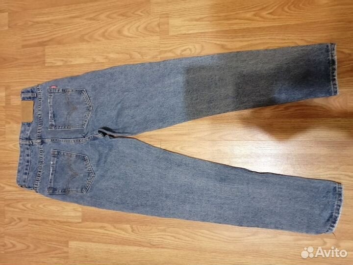 Джинсы женские levis