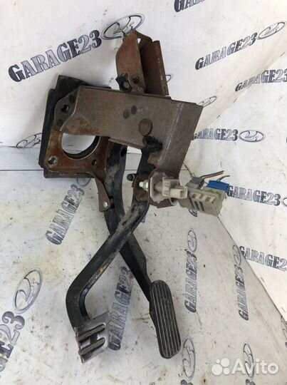 Педальный узел Chevrolet alero