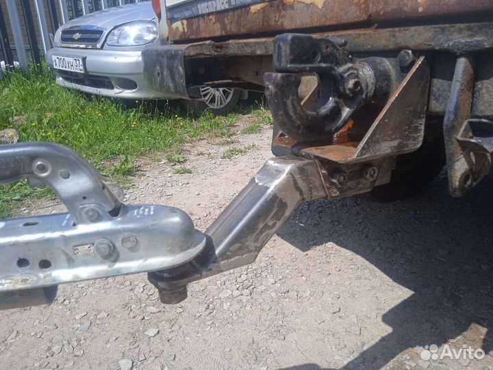 Фаркоп на УАЗ буханку
