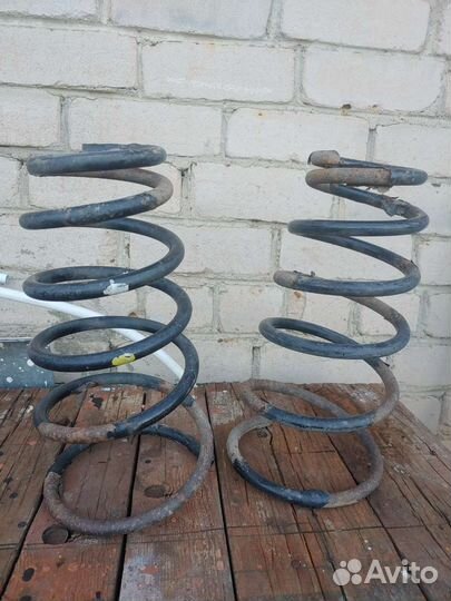 Задние пружины хёндай туксон1