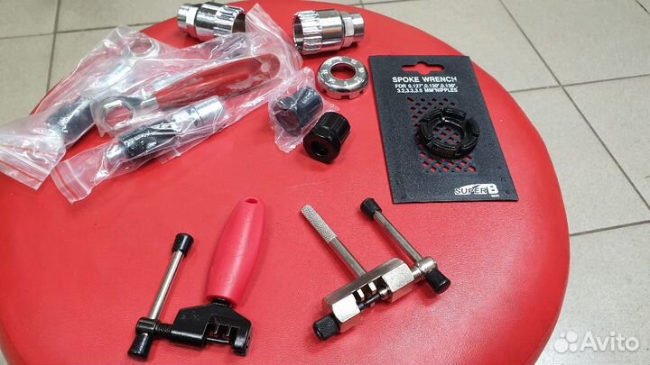 Выжимка цепи велосипедная ,ключ для цепи